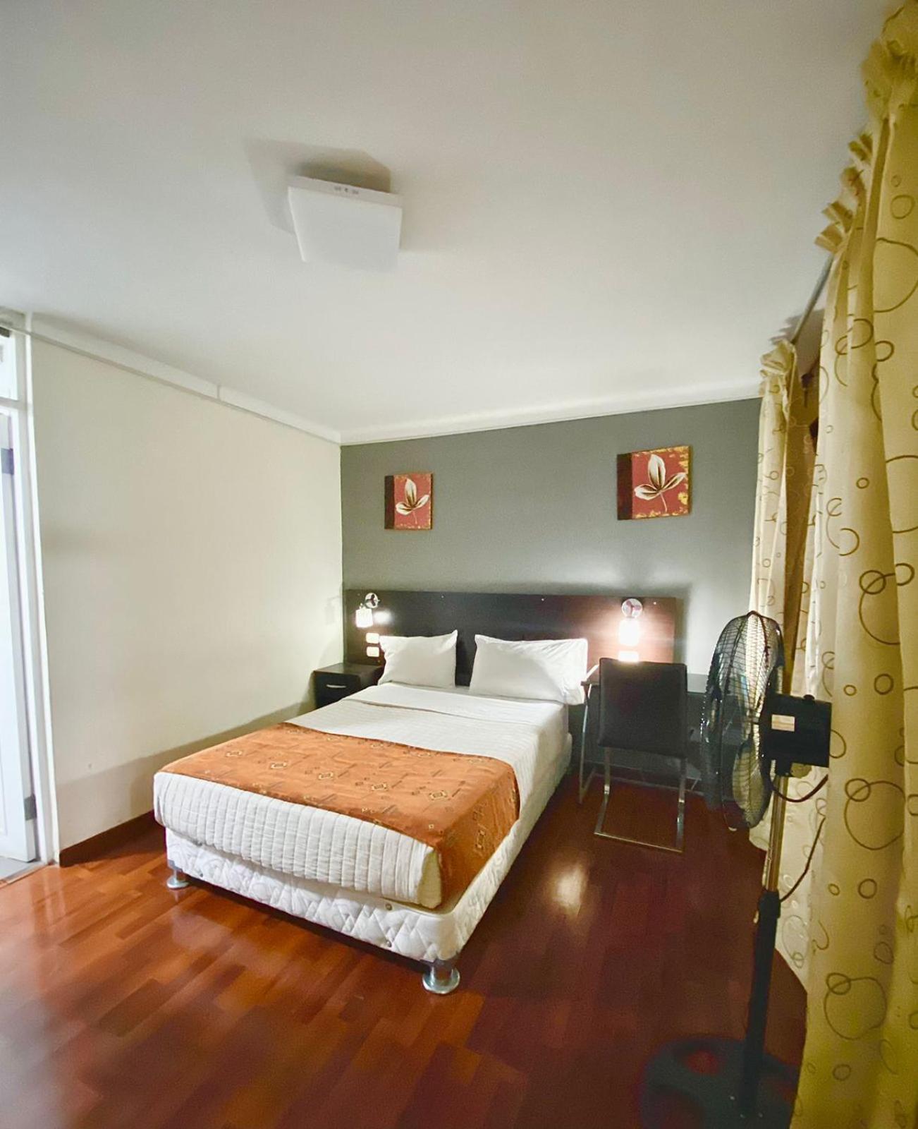 Hotel Gold Infinity à Tacna Extérieur photo